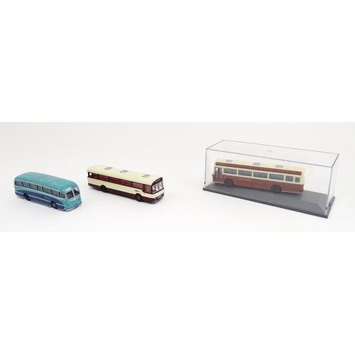 1299 - Toys: A quantity of boxed Corgi Toys die cast scale model buses / coaches comprising Corgi Classics ... 