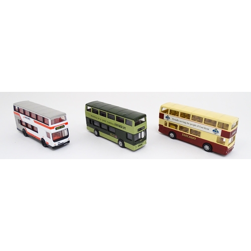 1299 - Toys: A quantity of boxed Corgi Toys die cast scale model buses / coaches comprising Corgi Classics ... 
