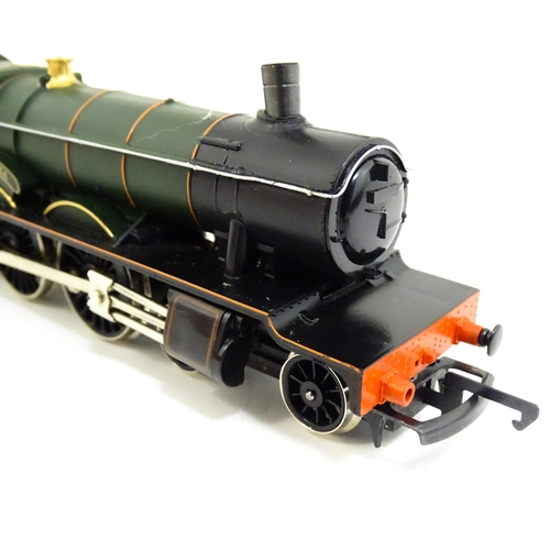 1307 - Toys - Model Train / Railway Interest : Three boxed Hornby 00 gauge locomotives comprising GWR King ... 