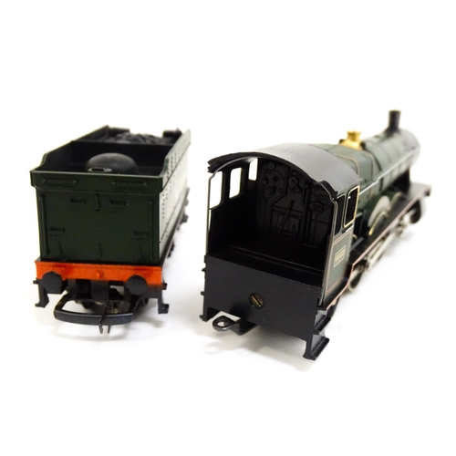 1307 - Toys - Model Train / Railway Interest : Three boxed Hornby 00 gauge locomotives comprising GWR King ... 