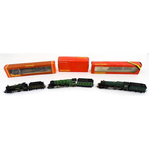 1308 - Toys - Model Train / Railway Interest : Three Hornby 00 gauge locomotives comprising Flying Scotsman... 