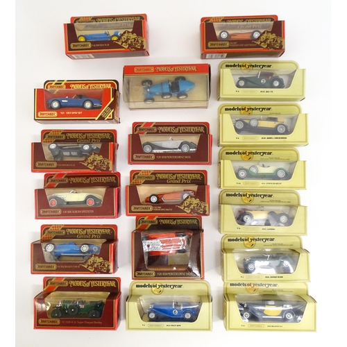 1304 - Toys: A quantity of die cast scale model Matchbox Models of Yesteryear vehicles comprising Y16 1960 ... 
