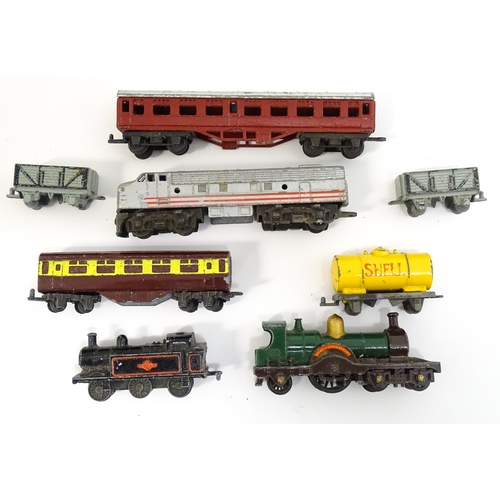 1321 - Toys: A quantity of assorted die cast vehicles to include Corgi Toys: ERF Model 44G, Dropside Traile... 