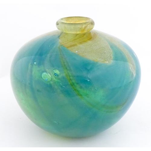 A Michael Harris for Mdina glass Japanese Globe vase of spherical form with raised button rim. Signed under Michael Harris, Mdina Glass, Malta. Approx. 6" high