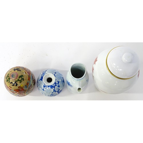 42 - Four ceramic items comprising a Franklin porcelain Japan vase and cover decorated with birds and lea... 