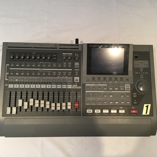 30 - Roland VS-1680 Studio Work Station. 16-track recording capability and extensive editing features. Th... 