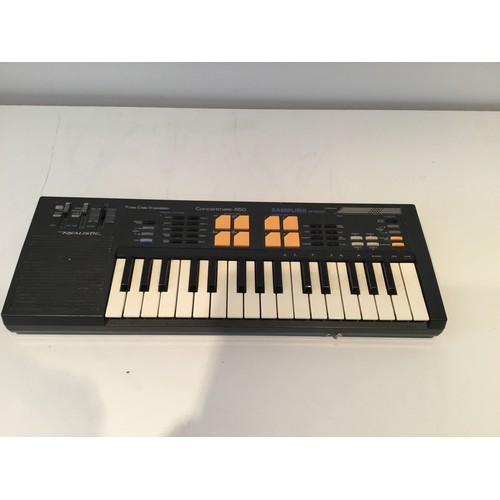 96 - Realistic Concertmate 650 Sampling Keyboard