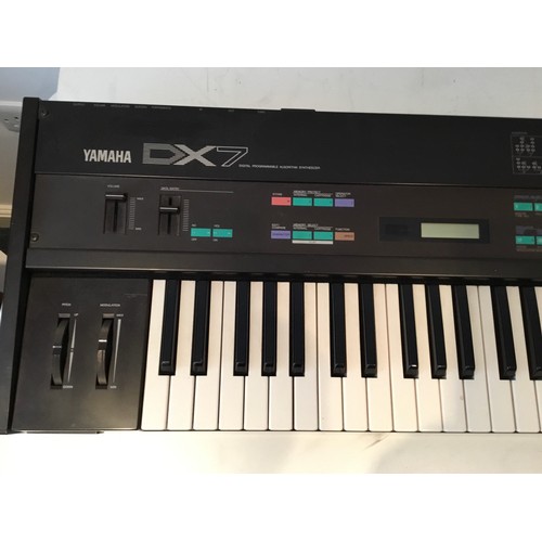 111 - Yamaha DX7 Mk 1 Digital Programme Algorithm Synthesizer