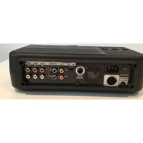 117 - Marantz CDR300 Professional Portable CD Recorder