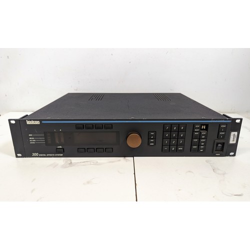147 - Lexicon 300 Digital Effects Processor.
220v model. Powers up but otherwise untested.