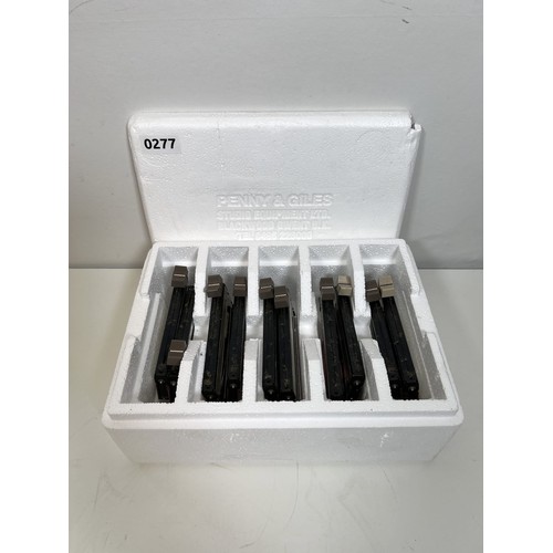 22 - Alps 727M-10KD Faders - Box of 10 Faders. Untested.

For UK bidders only this item will be subject t... 