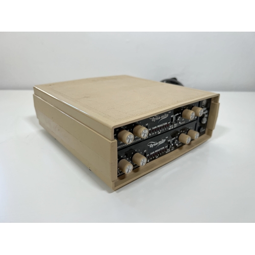 62 - Valley People Dyna-Mite Model 410-2 Dual-Channel Limiter / Expander / Gate 

OPERATIONAL STATUS: (B)... 