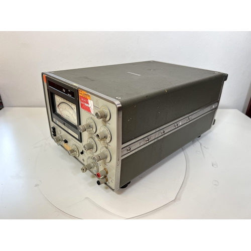 39 - Hewlett Packard 3581A Sine Wave Analyzer. Test equipment, as used by Hainbach in his music making.

... 