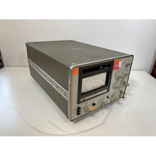 39 - Hewlett Packard 3581A Sine Wave Analyzer. Test equipment, as used by Hainbach in his music making.

... 