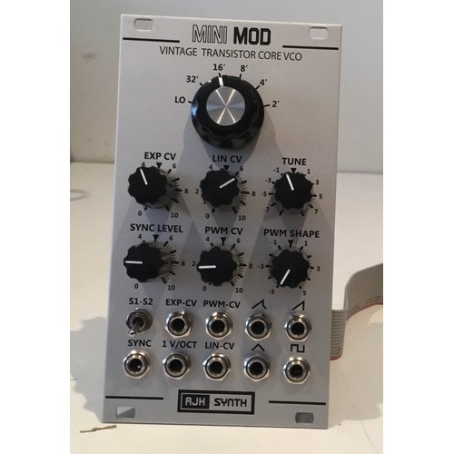 1048 - Mini Mod AJH Synth - Vintage Transistor Core VCO.

From a working modular rig, functions generally t... 