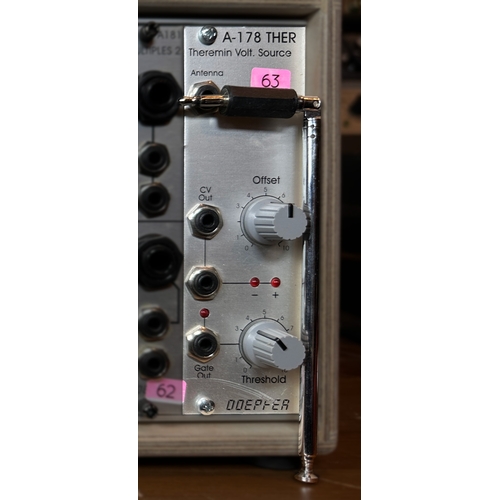 259 - Doepfer A-178 Theremin Control Voltage Source.
Play the air, command the sound. Transform gestures i... 