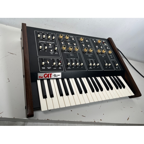 189 - Octave CAT SRM II Synthesizer in excellent condition. 240v.
Manual is a copy.

(A) Tested and seems ... 