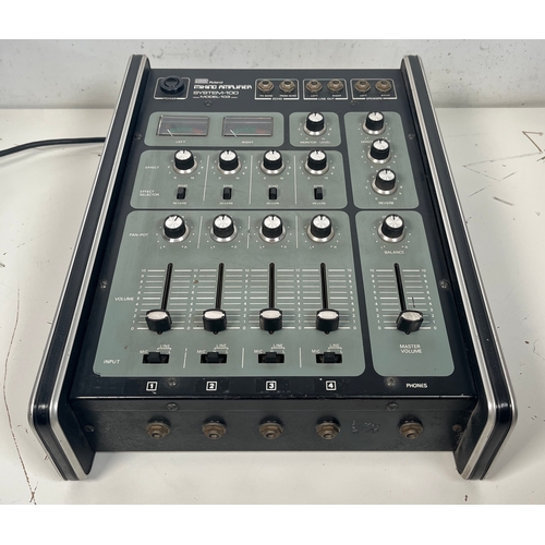 194 - Roland System 100 Model 103 Mixer

Versatile six-channel mixer.

(C) Tested. Powers up, passes signa... 