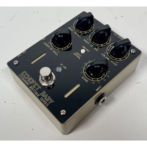 20 - Cicognani Echofet Baby Pedal

Compact pedal providing echo effects with a distinct tonal character.
... 