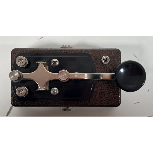 22 - Coppersound Telegraph Stutter - Mint, Boxed

Unique momentary switch pedal for creating stutter effe... 