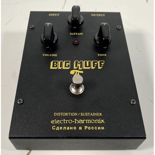 25 - Electro-Harmonix Sovtek Big Muff Pi

Distortion/sustainer pedal famous for its distinctive fuzzy sou... 