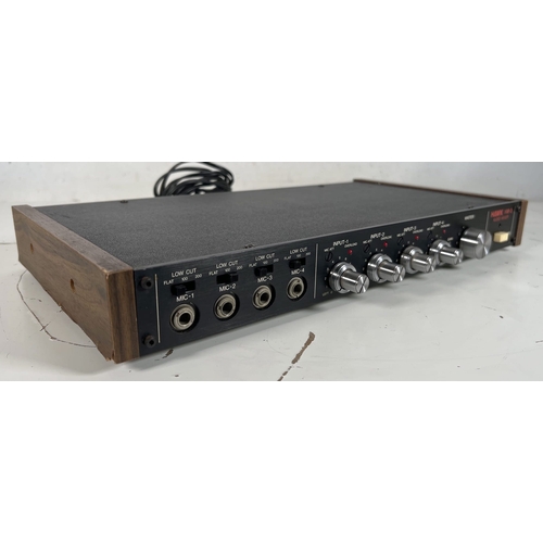 58 - Hawk HM-3 Audio Mixer

Compact audio mixer suitable for small-scale audio mixing tasks.

4-channel m... 