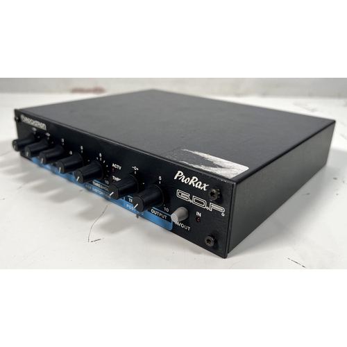 90 - Rocktron ProRax G.D.P. Guitar Distortion Preamp

Rack-mounted guitar preamp designed for creating ri... 