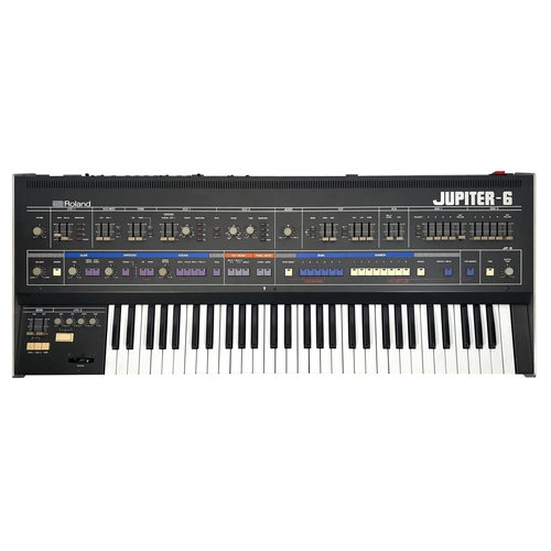 69 - Roland Jupiter-6.

Rare to find one in this kind of condition. Unserviced.

(C) Tested. Powers up, p... 