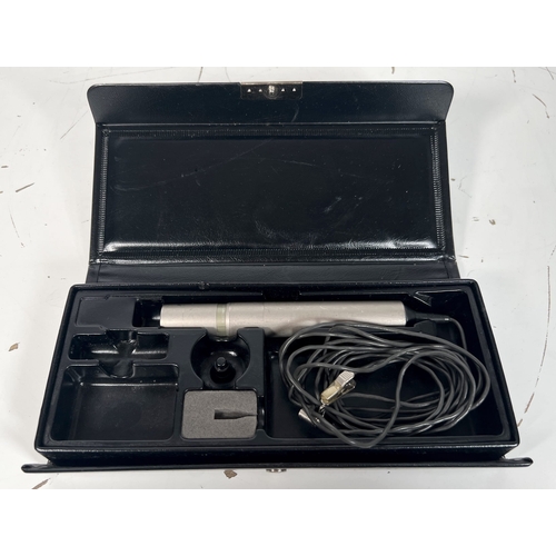 86 - Sony Electret Condenser Microphone in case.

(E) Untested. We have no information about the function... 