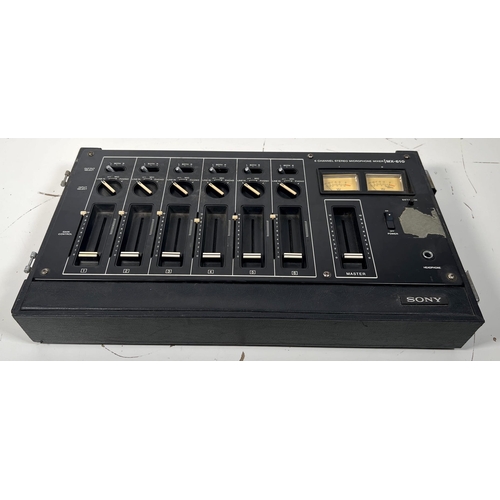 75 - Sony MX-610 6-Channel Mixer

Six-channel mixer, known for its reliability and sound quality.

(F) Te... 