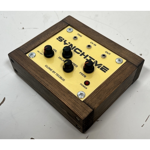 77 - Tecbug Synchime

Electronic device for creating synthesized chime sounds.

Clone of a 1980s drum syn... 