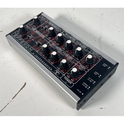 87 - Technosaurus EFFEXON.

Multi-effect unit for synthesizers, offering a range of sound processing opti... 