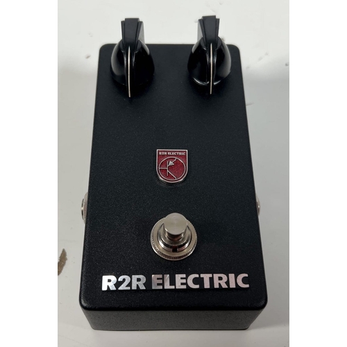 9 - R2R Electric 2 Knob Treble Booster - OC44
Brand New Boxed
Treble boost pedal, utilizing an OC44 tran... 