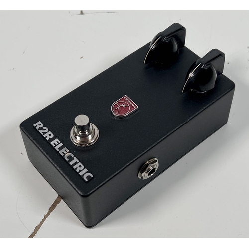 9 - R2R Electric 2 Knob Treble Booster - OC44
Brand New Boxed
Treble boost pedal, utilizing an OC44 tran... 