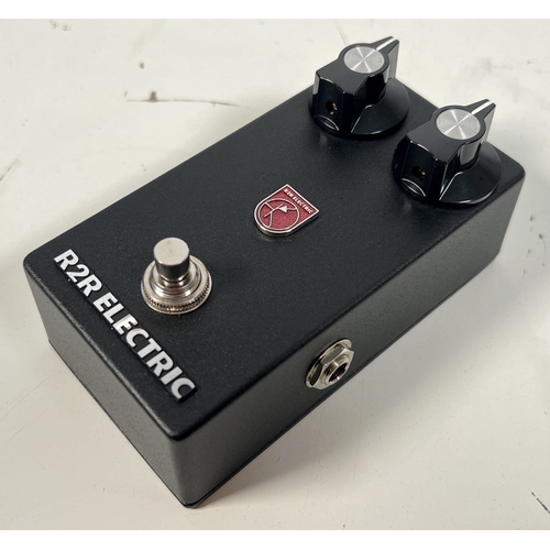 10 - R2R Electric R2RGeMaster Germanium Treble Booster. Brand New, Boxed.

Serial #26. Treble booster mad... 