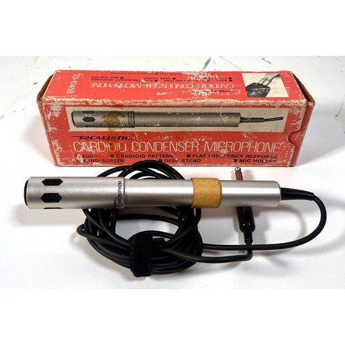 46 - Realistic Cardioid Condenser Microphone - Boxed

1980's AA battery powered shotgun condenser microph... 