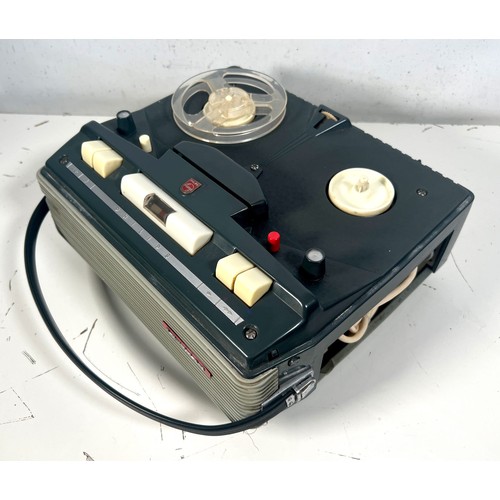 63 - Phillips EL3515 Tape Recorder

Reel to reel tape recorder from 1959. Ok condition for age. Plug remo... 