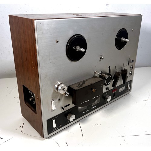 98 - Akai 3000D Tape Recorder

3000D (precursor to the 4000D),  a four-track, solid state, stereo tape de... 