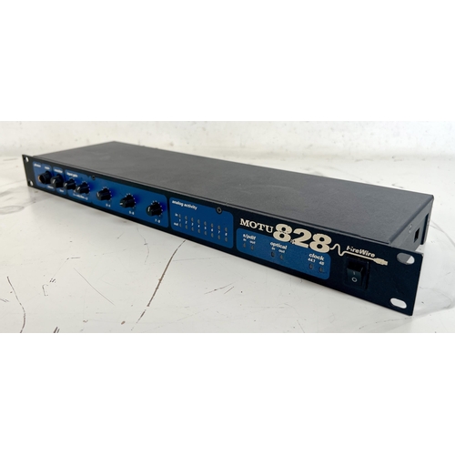 4 - Motu 828 Audio Interface

Untested. We have no information about the functional status of this item.... 