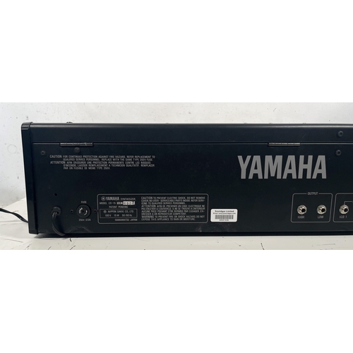 48 - Yamaha CS-15

(F) Tested. Non-operational - for spares or repair only.
missing key, missing multiple... 