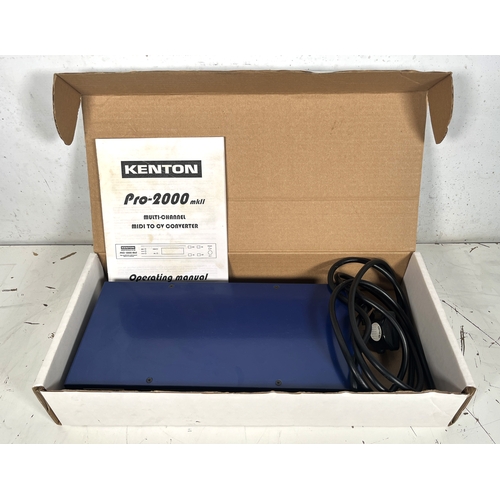 111 - Kenton PRO-2000 mkII, Boxed

(E) Untested. We have no information about the functional status of thi... 