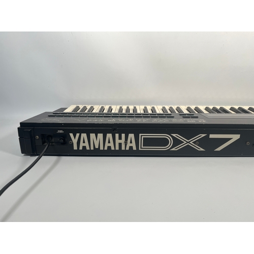 163 - Yamaha DX7 II-D - 61 Key FM Synthesizer, mid 1980's 

Tested. Appears to work as intended but has fa... 