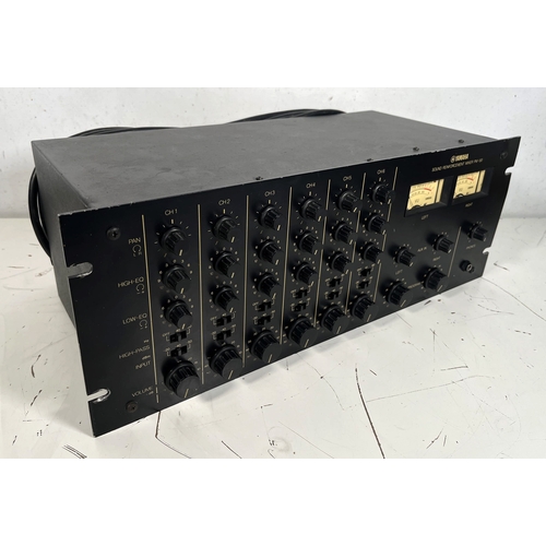 7 - Yamaha PM-180 Mixer