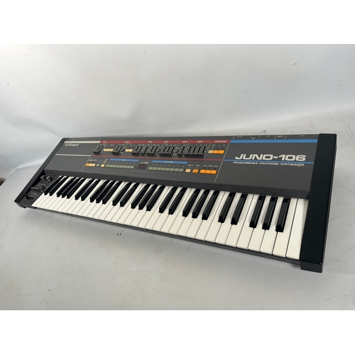 131 - Roland Juno-106 Polyphonic Synthesizer, mid 1980's

Roland Corporation's Legendary 6 voice Polyphoni... 