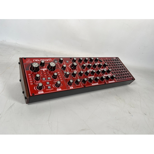 138 - Behringer Neutron, Analogue modular synthesizer