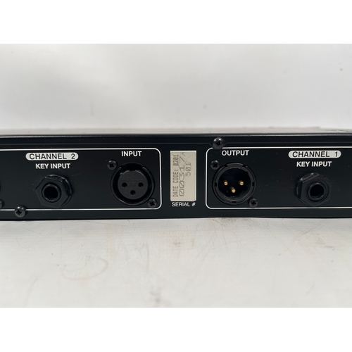 35 - Drawmer Powergate DS501