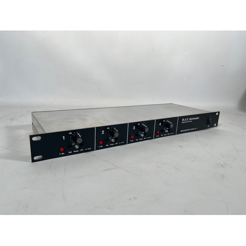 38 - DAV Electronics 4 Channel mic preamp