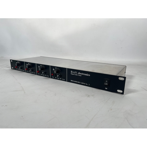 38 - DAV Electronics 4 Channel mic preamp