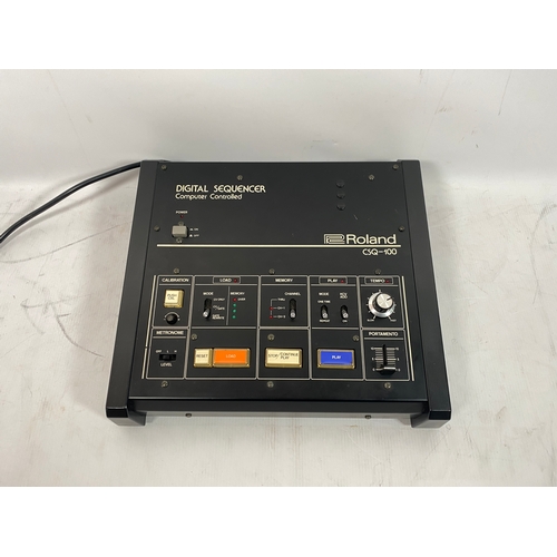 102 - Roland CSQ-100