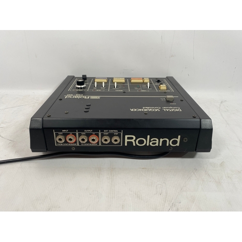 102 - Roland CSQ-100